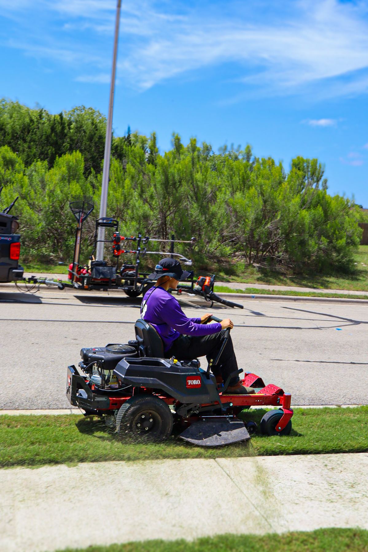 Keep Austin Mowed lawn care work