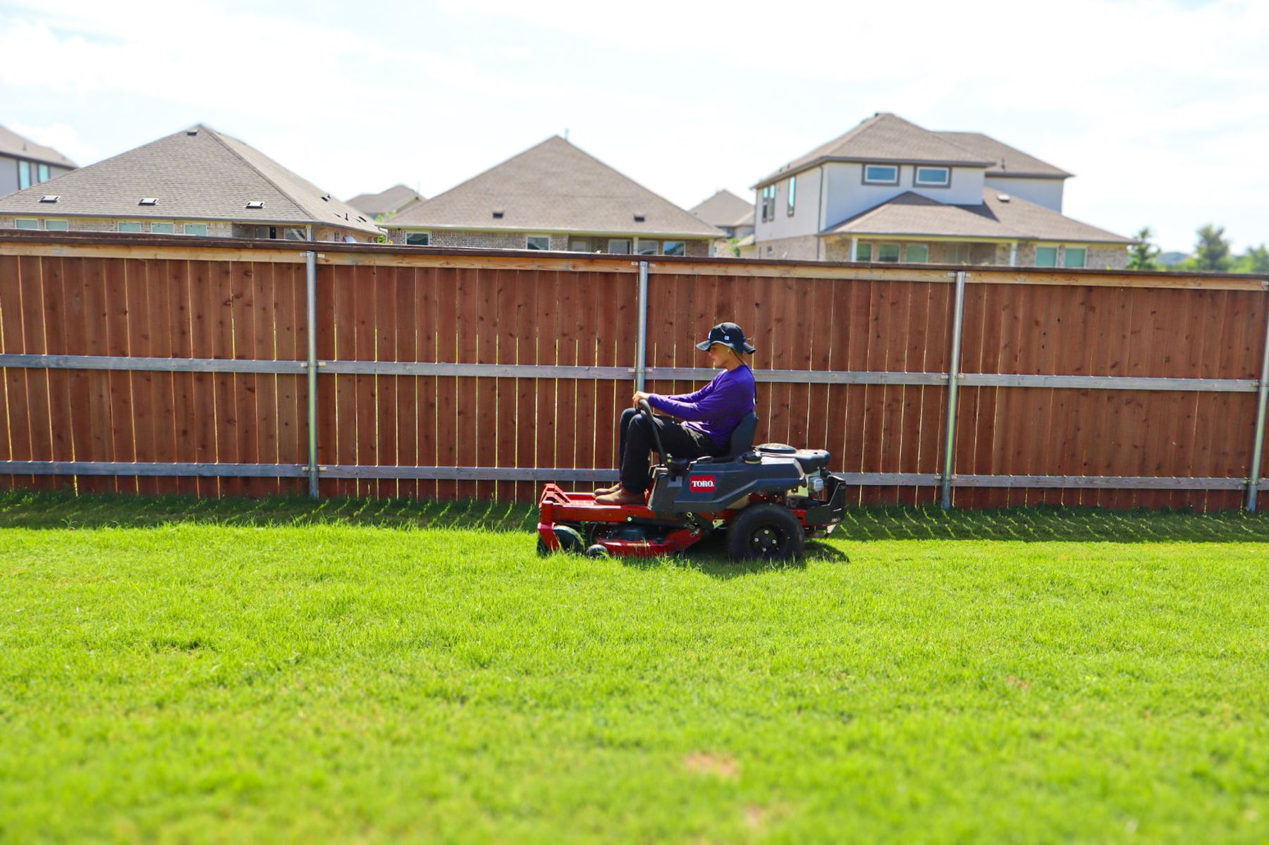 Lawn mowing in Pflugerville, Texas