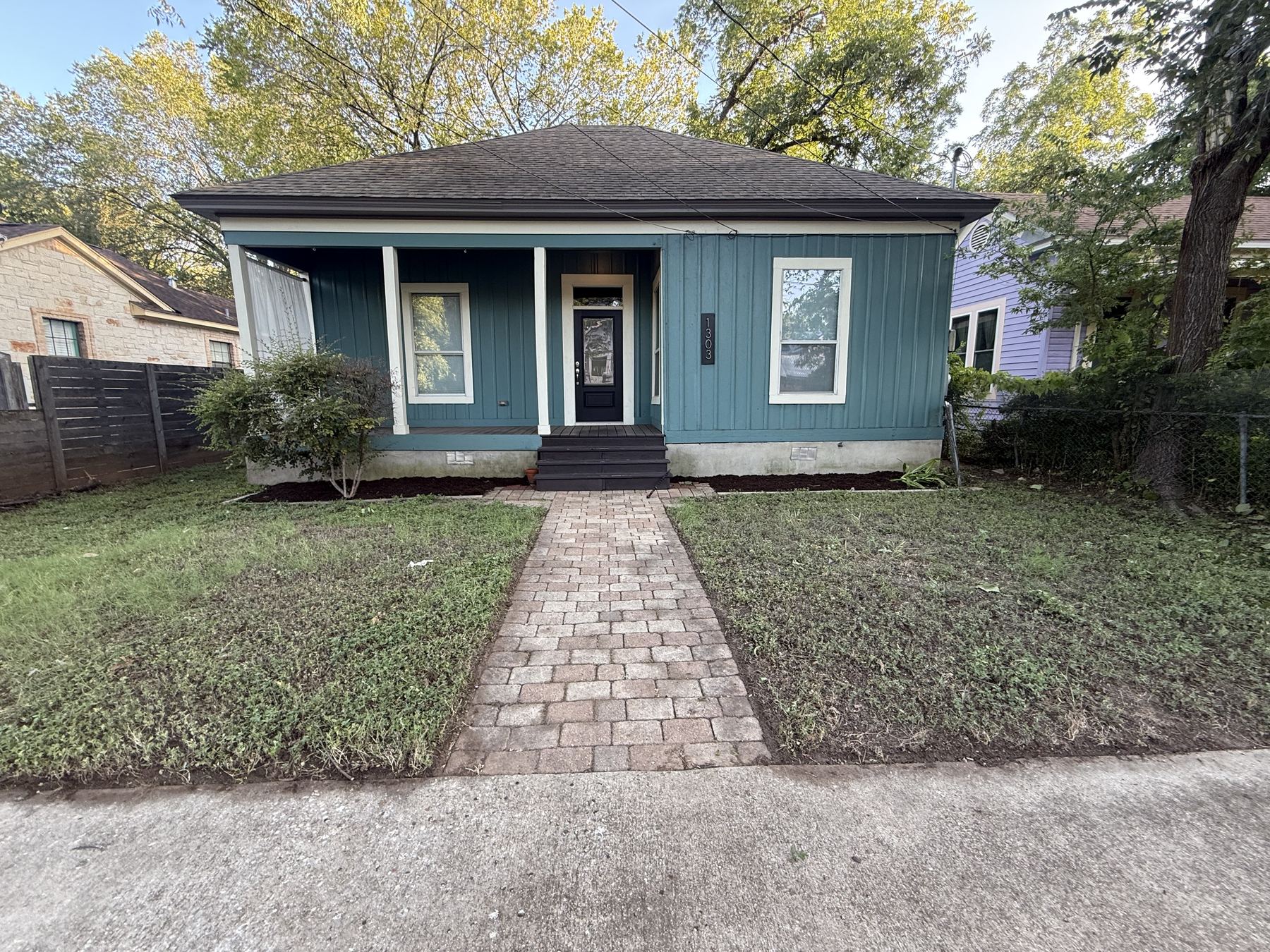 Keep Austin Mowed lawn care work